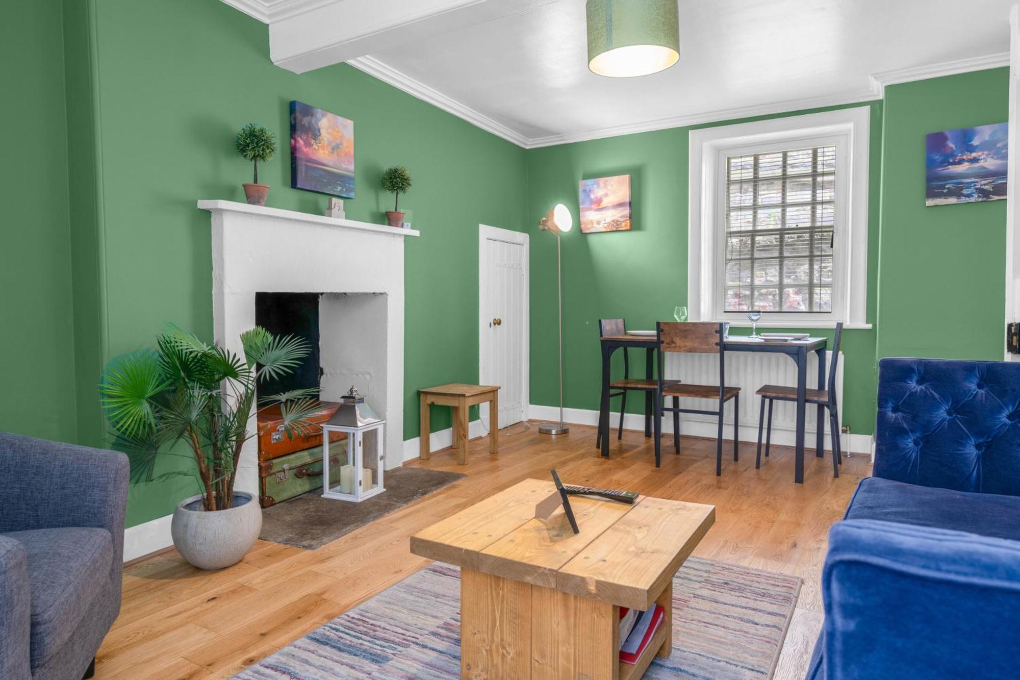 Charming Apartment In The Old Town 爱丁堡 外观 照片
