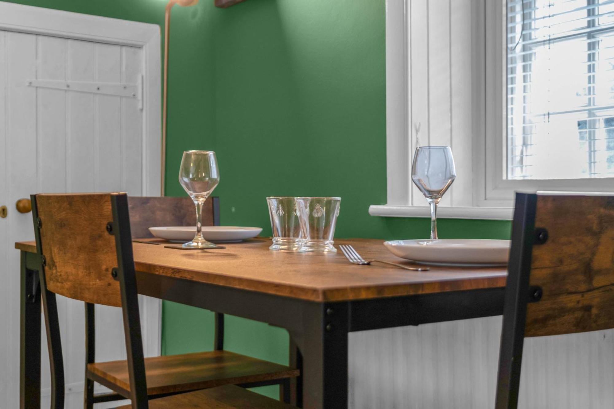 Charming Apartment In The Old Town 爱丁堡 外观 照片